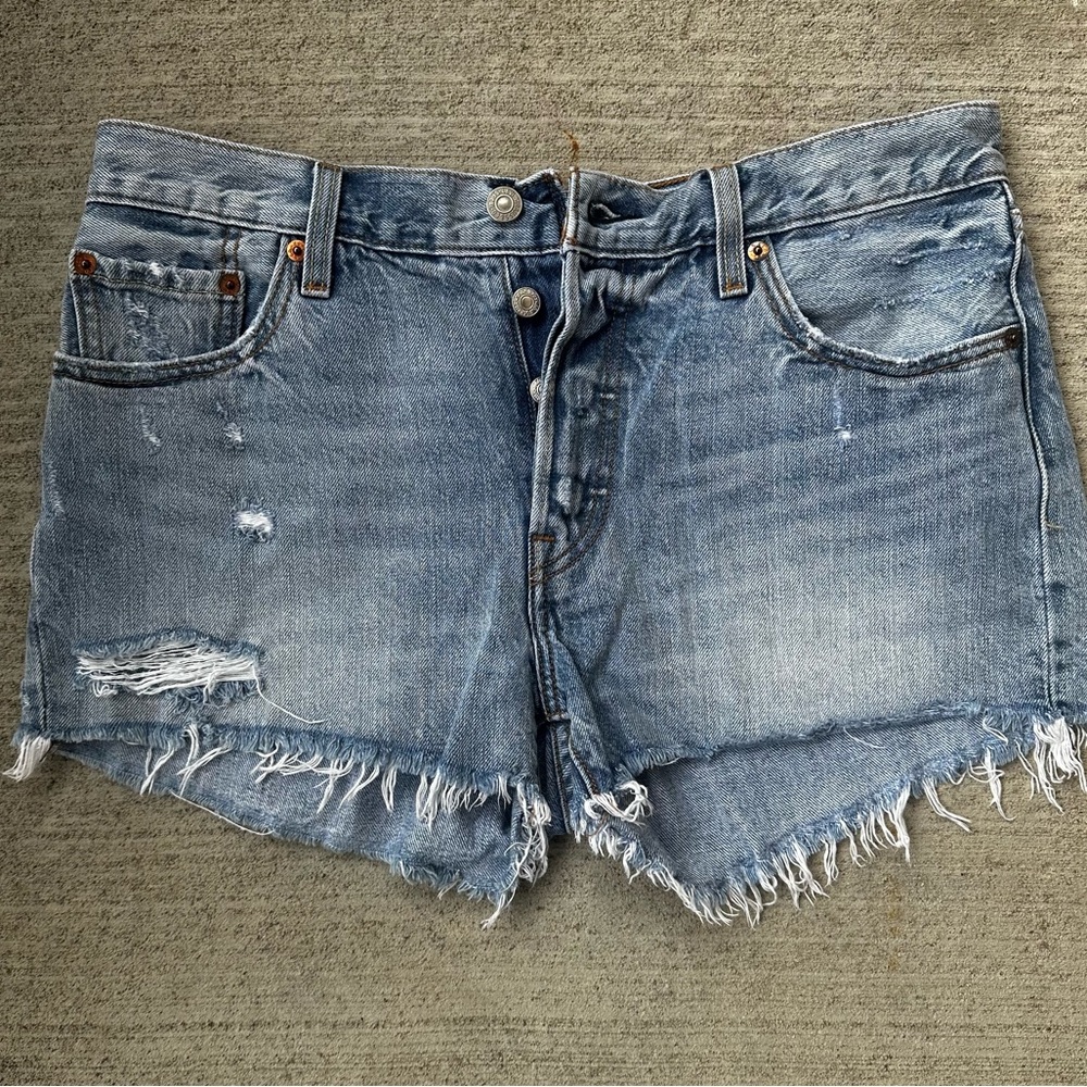 Levi 501 Cutoff Shorts Size 29